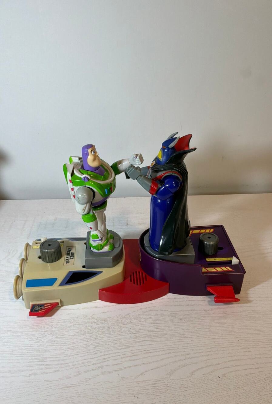 Vintage 1999 Toy Story 2 Rock'em Sock'em Robots Game